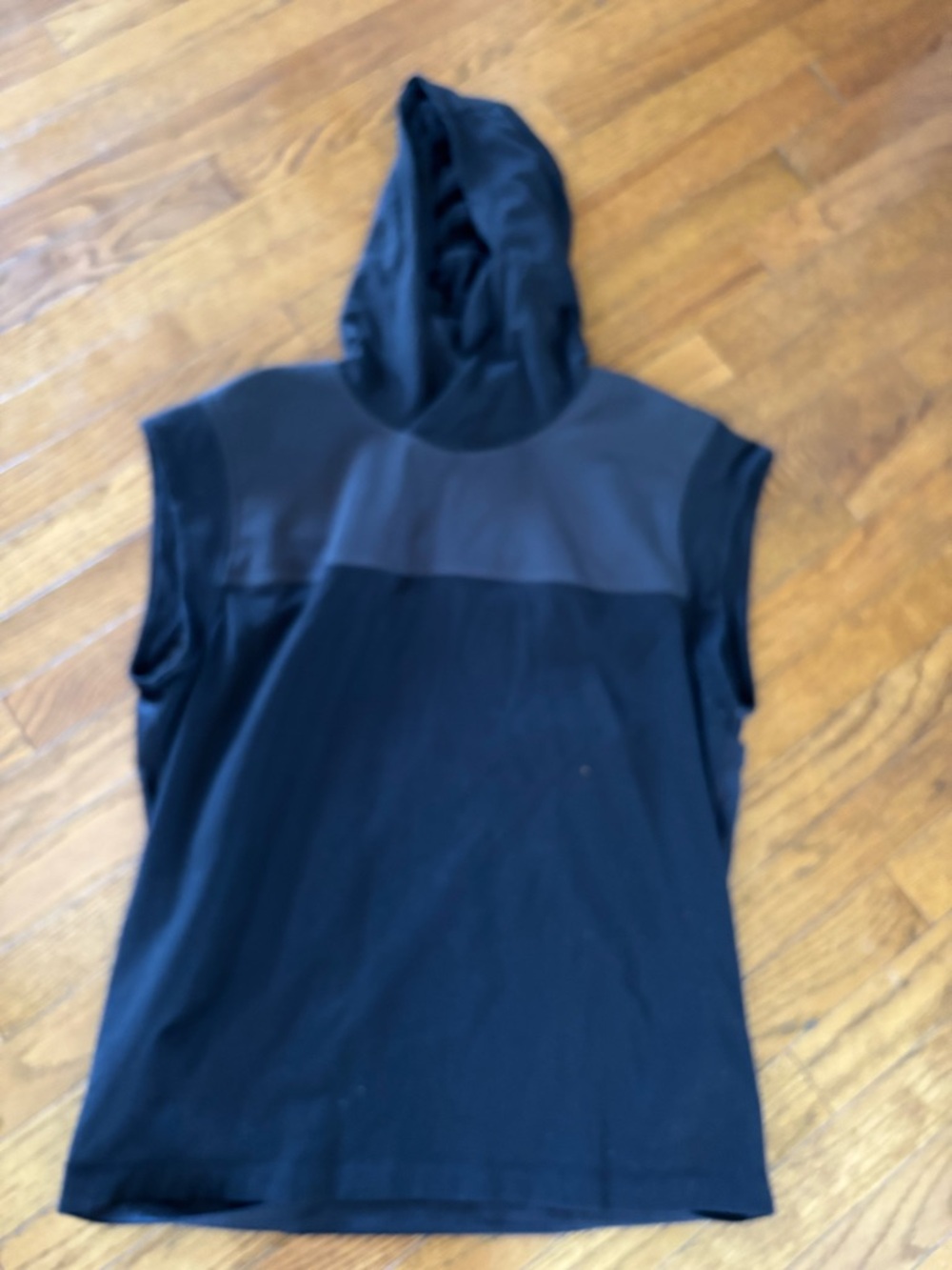 lululemon athletica Men's Black Sleeveless Hooded Tank